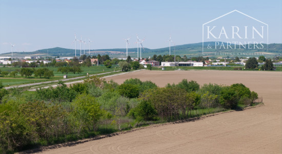 Investičný stavebný pozemok – Jarovce (Bratislava) | 2 628 m² | výborná poloha pri hraniciach s Rakúskom
