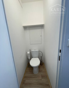 NA PRENÁJOM: Veľký 2 izbový byt s dvoma balkónmi, N.Zámky