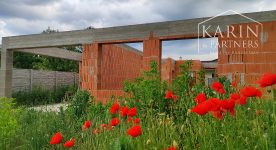 Rodinný dom rozostavaný, len 7km od Nových Zámkov