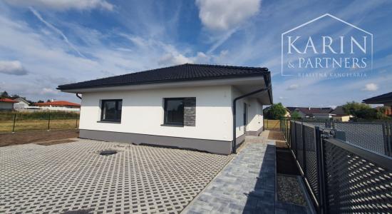 Predaj - Rodinný dom 4 izbový ,, Typ Bungalov " v obci Láb - okr. Malacky