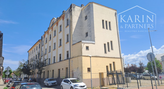 Na predaj historická budova, Piešťany, areál „Mlynov“