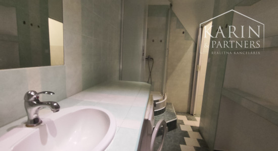 NA PRENÁJOM: 2-izbový byt s balkónom, Nábrežná ulica, Nové Zámky