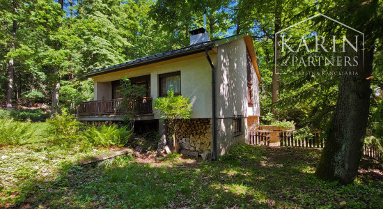 *** REZERVOVANÉ *** Chata v Harmónii pod lesom pozemok 4,7 á