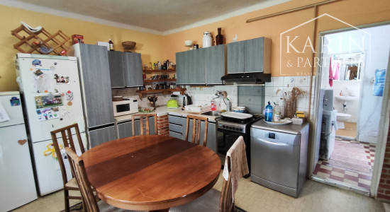 Rodinný dom s veľkým pozemkom