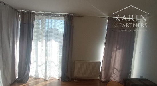 Na prenájom: 3 izbový moderný byt s 2-mi balkónmi, v Nových Zámkoch