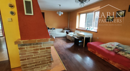 Rezervované: Rodinný dom s garážou a terasou, Palárikovo