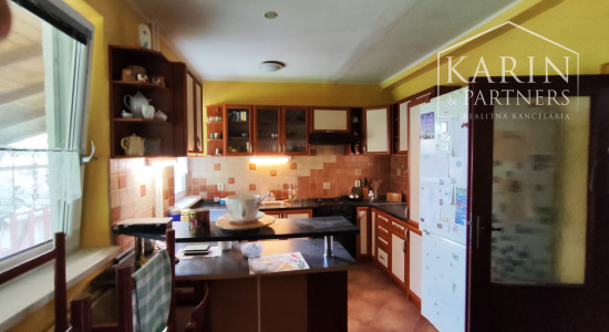 Rezervované: Rodinný dom s garážou a terasou, Palárikovo