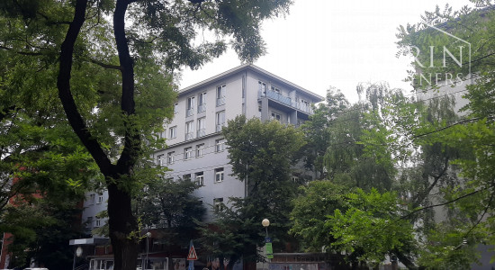 PRENAJATY: 2 I. BYT 70 M2, BRATISLAVA - RUŽINOV - NIVY, ZÁHRADNICKÁ ULICA (PARKOVANIE VO DVORE V CENE).