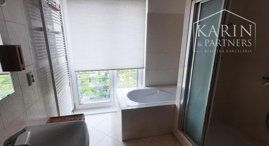 PRENAJATY: 2 I. BYT 70 M2, BRATISLAVA - RUŽINOV - NIVY, ZÁHRADNICKÁ ULICA (PARKOVANIE VO DVORE V CENE).