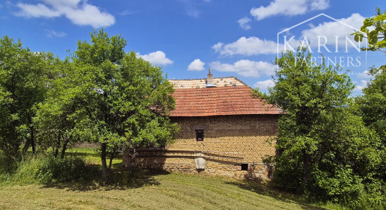 Pozemok na myjavských kopaniciach v obci Polianka 1 h od BA