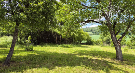 Pozemok na myjavských kopaniciach v obci Polianka 1 h od BA