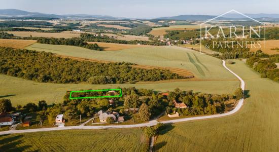 Pozemok na myjavských kopaniciach v obci Polianka 1 h od BA