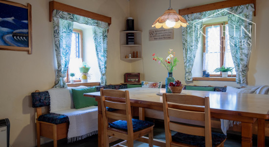 Pokojná chalupa s dušou v Štiavnických vrchoch – Jabloňovce.