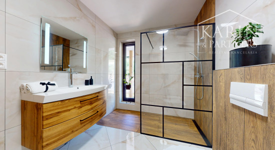 Luxusná novostavba s nadštandardným vyhotovením ihneď k nasťahovaniu v blízkosti Banskej Štiavnice