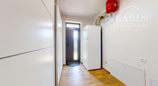 Luxusná novostavba s nadštandardným vyhotovením ihneď k nasťahovaniu v blízkosti Banskej Štiavnice