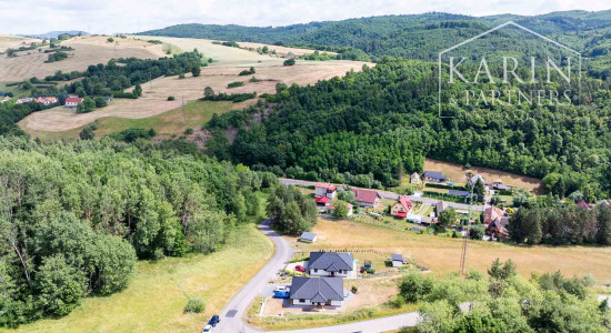 Luxusná novostavba s nadštandardným vyhotovením ihneď k nasťahovaniu v blízkosti Banskej Štiavnice