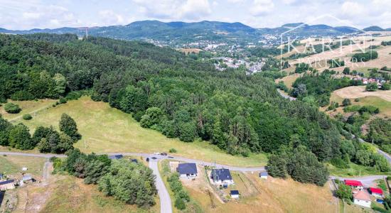 Luxusná novostavba s nadštandardným vyhotovením ihneď k nasťahovaniu v blízkosti Banskej Štiavnice