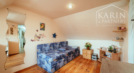 REZERVOVANÉ: 4i rodinný dom s podkrovnými izbami v obci Kúty