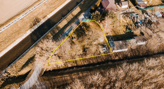 Stavebný pozemok v kľudnej časti mesta Šaštín-Stráže