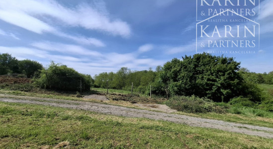 Pozemok pre Váš Nový Domov o rozlohe 2000 m² za skvelú cenu