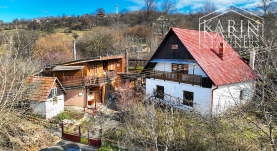 REZERVOVANÉ! V tichej lokalite dva domy na predaj - Krupina