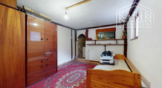 REZERVOVANÉ! V tichej lokalite dva domy na predaj - Krupina