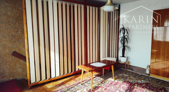 Na predaj priestranný rodinný dom s veľkým pozemkom a možnosťou ďalšej výstavby – ideálne miesto na bývanie aj investíciu