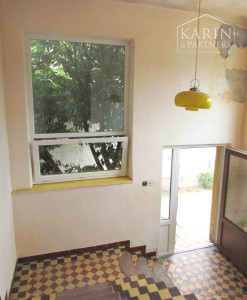 Priestranný 7 izb. rodinný dom - 6 km od Nových Zámkov