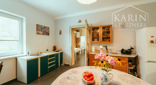 Vidiecky rodinný dom s krásnym pozemkom v Kuklove