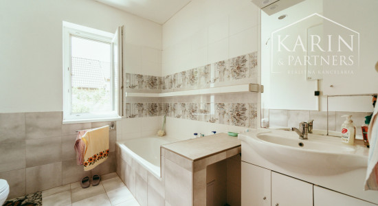 Vidiecky rodinný dom s krásnym pozemkom v Kuklove