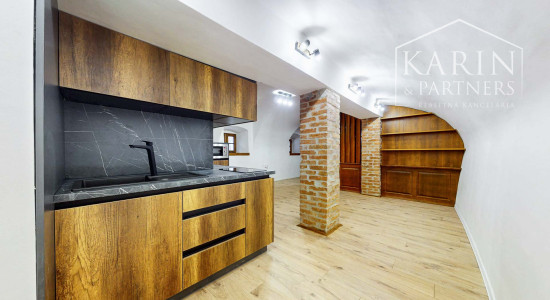 Exkluzívny nový apartmán v centre Banskej Štiavnice:  Spojenie moderného komfortu a historického šarmu