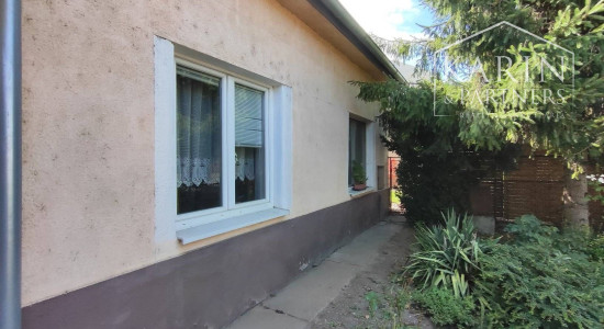 Dvojpodlažný podkrovný 3-izbový rodinný dom, Nové Zámky