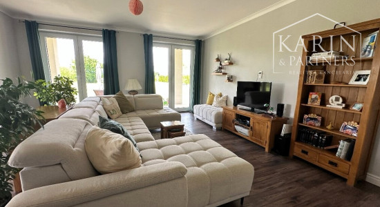 Na predaj exkluzívny rodinný dom - luxusná novostavba s veľkým pozemkom v blízkom okolí Nových Zámkov - Rezervované