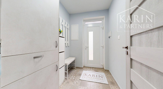 REZERVOVANÉ 4-izbový bungalov s bazénom | altánok | klimatizácia | krb