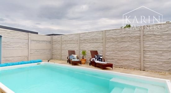 REZERVOVANÉ 4-izbový bungalov s bazénom | altánok | klimatizácia | krb