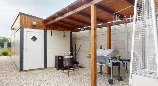 REZERVOVANÉ 4-izbový bungalov s bazénom | altánok | klimatizácia | krb