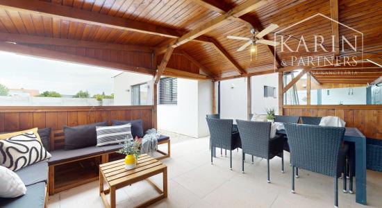 REZERVOVANÉ 4-izbový bungalov s bazénom | altánok | klimatizácia | krb