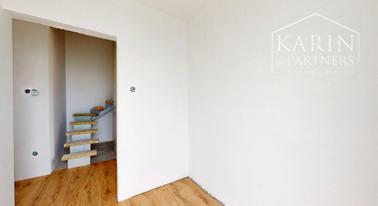 NÍZKOENERGETICKÝ DVOJDOM S DVOMI SAMOSTATNÝMI 5I JEDNOTKAMI