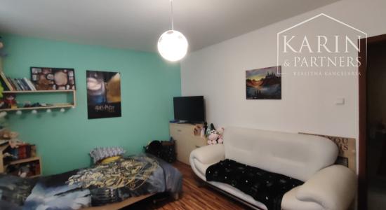 Na predaj štýlový 2-izbový byt s balkónom po rekonštrukcii – Nové Zámky: Rezervované