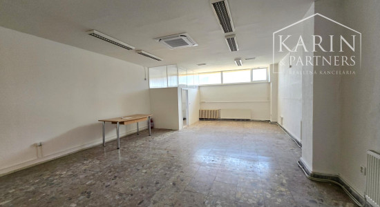 Prenájom -  obchodné priestory 70m2 - Petržalka BA V