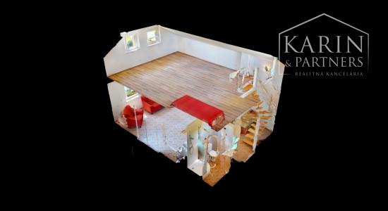 DVOJPODLAŽNÝ REKREAČNÝ DOM V PRIVÁTNOM AREÁLI PRI VOJČIANSKOM JAZERE