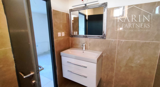 Na predaj veľký priestranný rodinný dom po rekonštrukcii – Jasová