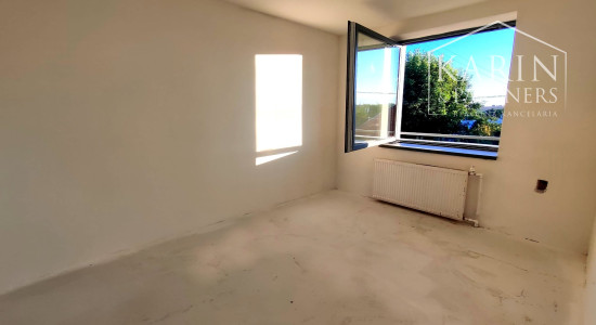 Na predaj veľký priestranný rodinný dom po rekonštrukcii – Jasová