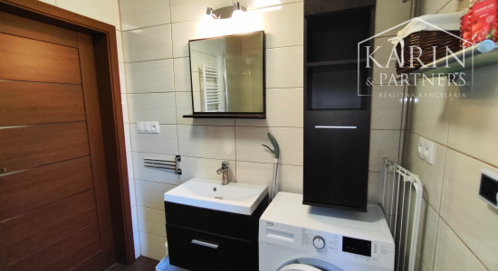 NA PRENÁJOM: 2izbový byt v rodinnom dome, s terasou a dvorom