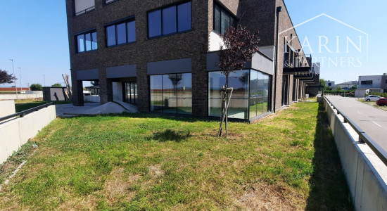 NA PREDAJ OBCHODNÝ PRIESTOR S TERASOU V PROJEKTE DVE SÝPKY, BRATISLAVA JAROVCE, CENA S DPH: 560.675 €