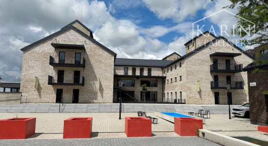 NA PREDAJ TAKÝ BYT AKO ŽIADEN INÝ PENTHOUSE S VEĽKOU LOGGIOU V PROJEKTE DVE SÝPKY, BRATISLAVA JAROVCE, CENA S DPH: 1.023.975 €