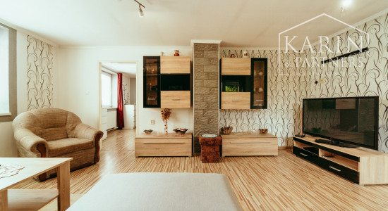 REZERVOVANÉ: 3i rodinný dom po rekonštrukcii s krytou terasou v meste Šaštín-Stráže