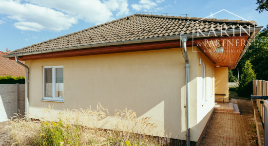 RODINNÝ DOM 4i S VEĽKOU ZÁHRADOU – BÍLKOVE HUMENCE