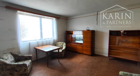 TOP ponuka: EXKLUZÍVNE Len U NÁS: Rodinný dom s potenciálom v pokojnej obci Palárikovo