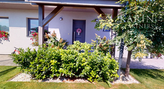 Na predaj: Štýlový 5-izbový rodinný dom s krásnou záhradou v obľúbenej lokalite Hrubá Borša